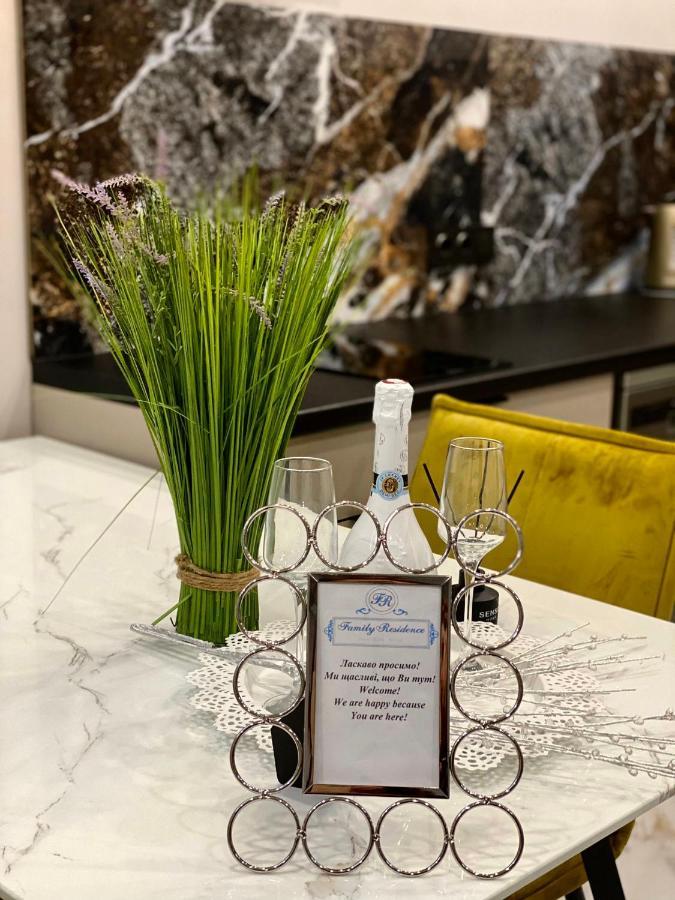 Family Residence Boutique Apartments Lviv Luaran gambar