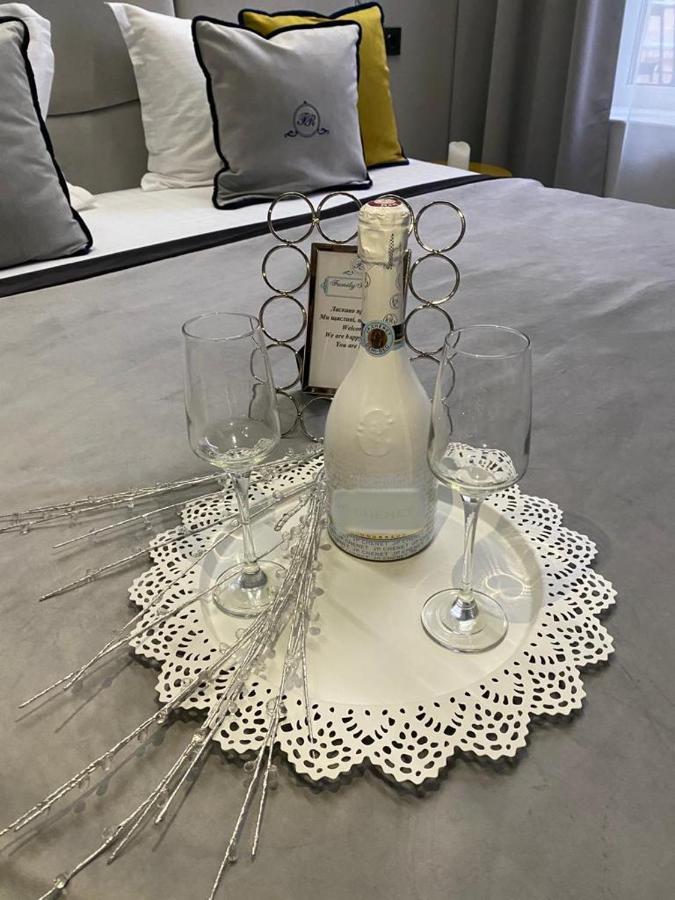 Family Residence Boutique Apartments Lviv Luaran gambar