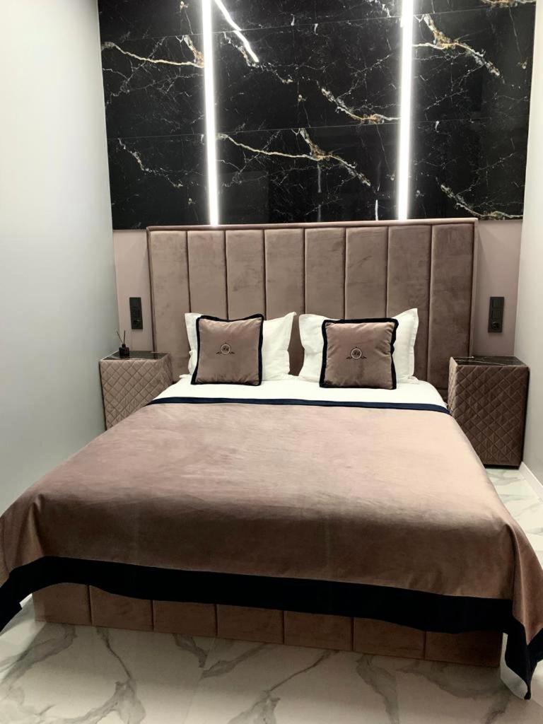 Family Residence Boutique Apartments Lviv Luaran gambar